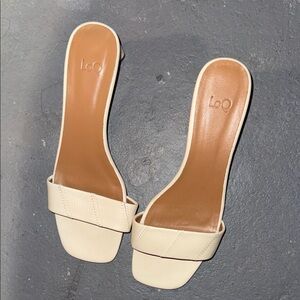 LOQ Cream and Tan Heels